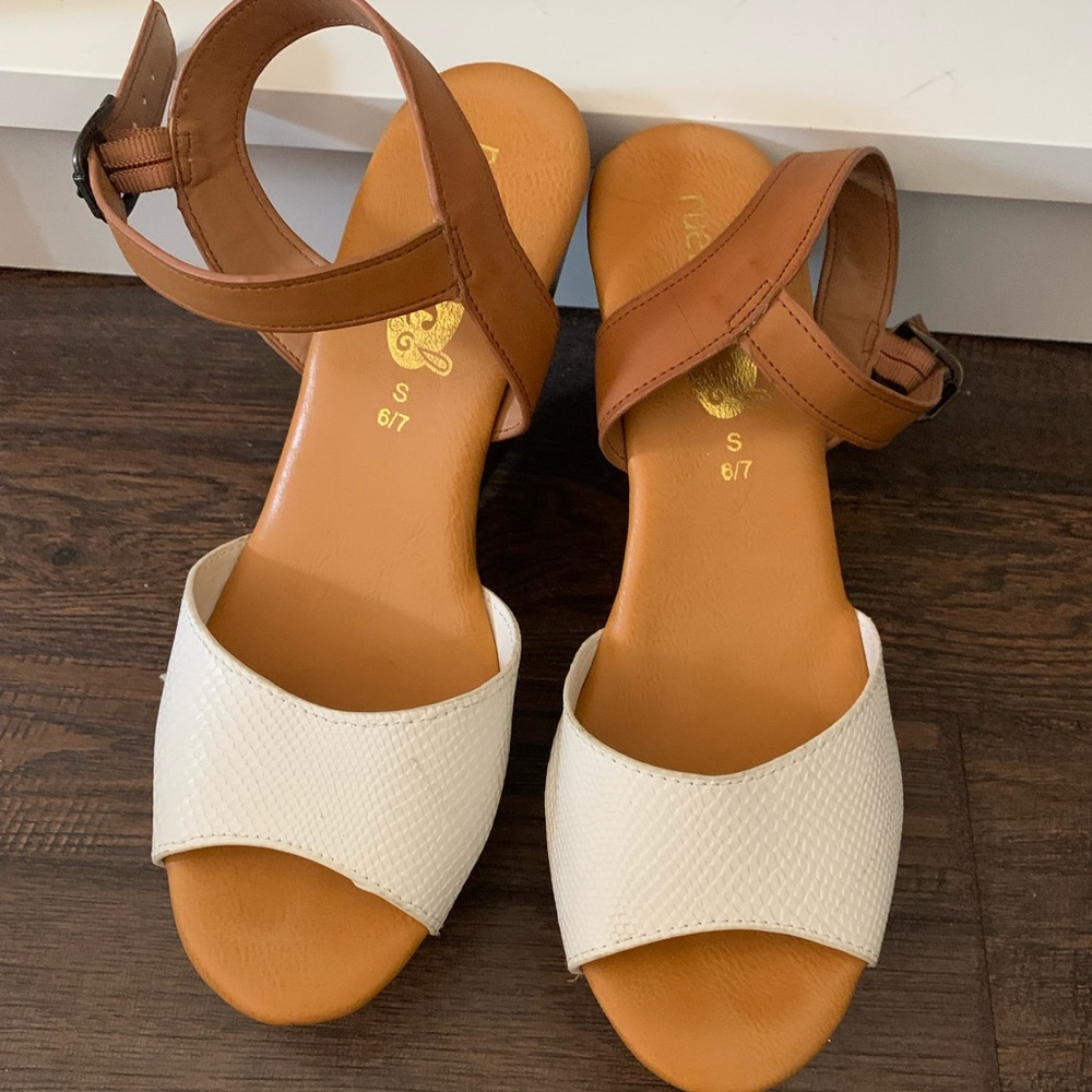 Rue21 wedge sandals
